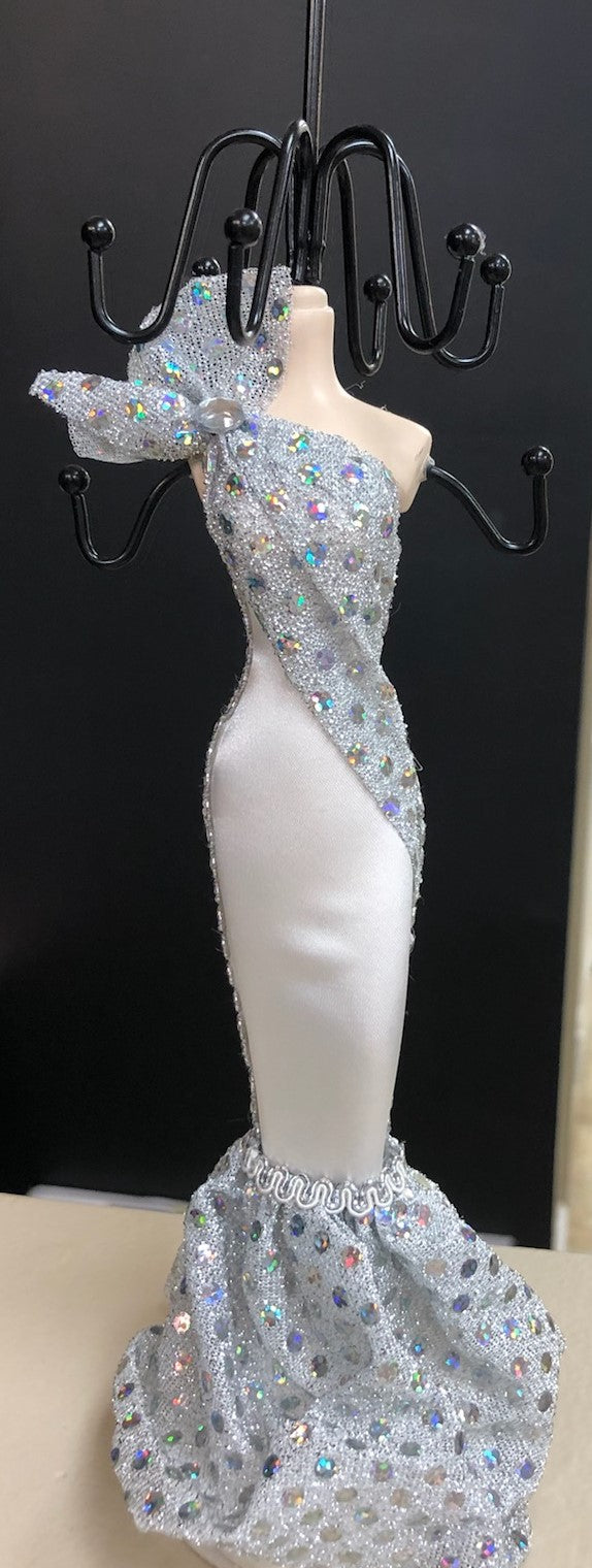 Jewelry Holder Gown