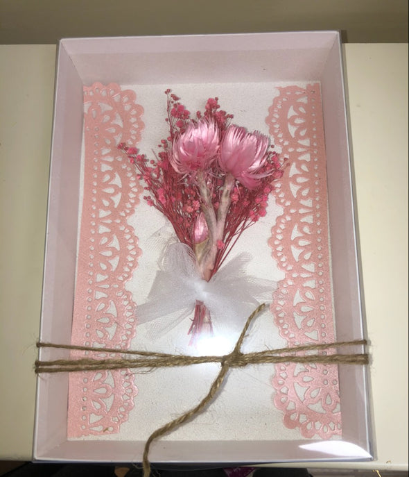 PINK FLOWERS GIFT BOX