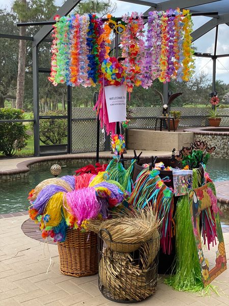 "Aloha" Balloon Arch/ Party Package