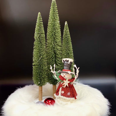 CHRISTMAS CENTERPIECE W/ TREES & SNOWMAN ON BED OF FURRY SNOW