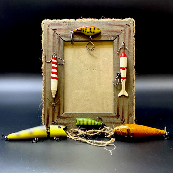 FISHING THEMED PICTURE FRAME