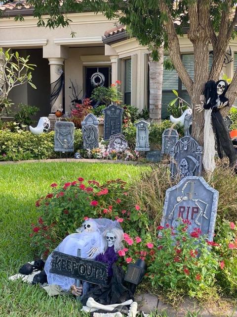 "HALLOWEEN" Home Décor package
